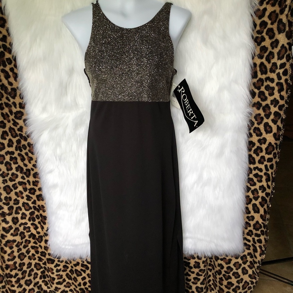Roberta Long Gown 💋